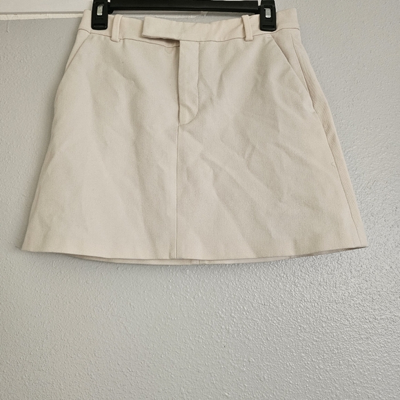 Zara cream mini skirt - Picture 2 of 3